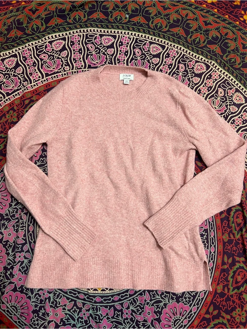 J.Crew Pink Crewneck Sweater XS Soft Wool Blend Lightweight Cozy Knit